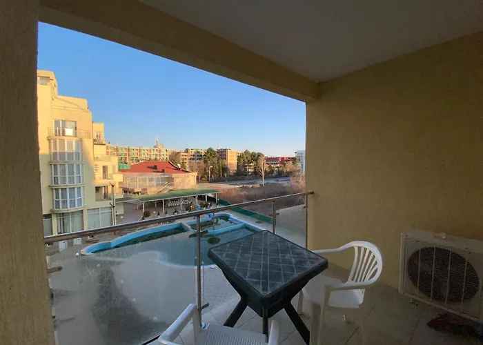 Vechna R 18 Sunny Apartman