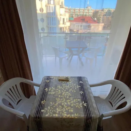 Vechna R 18 Sunny * Солнечный берег